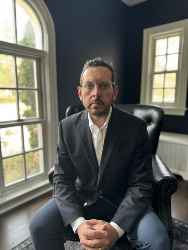 Dr. Luis Escobar — North Shore Longevity